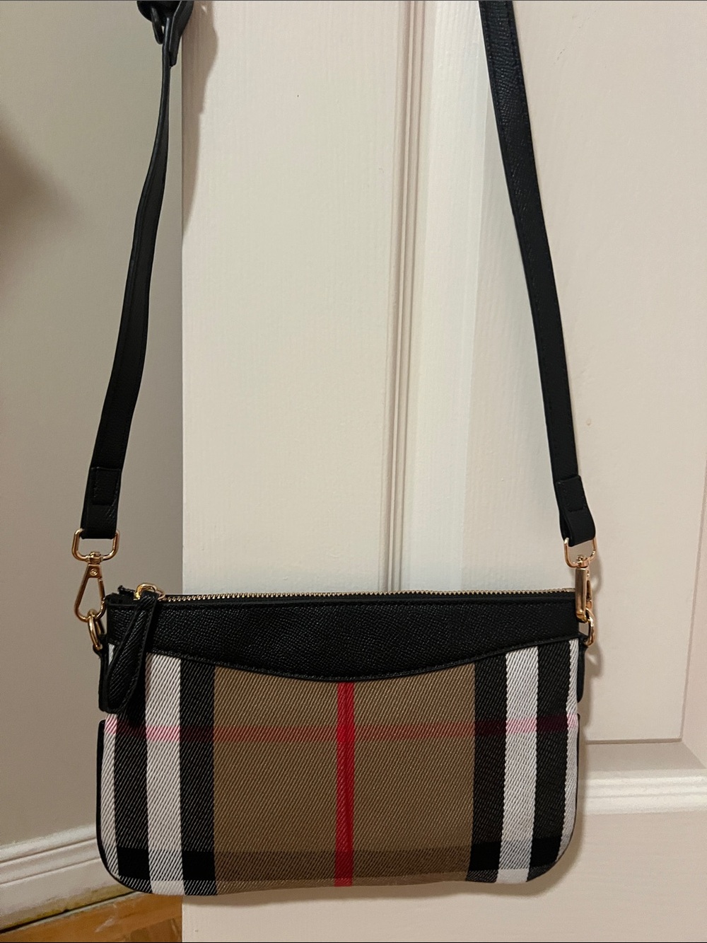 Novacheck Black and Brown Striped Crossbody Bag
